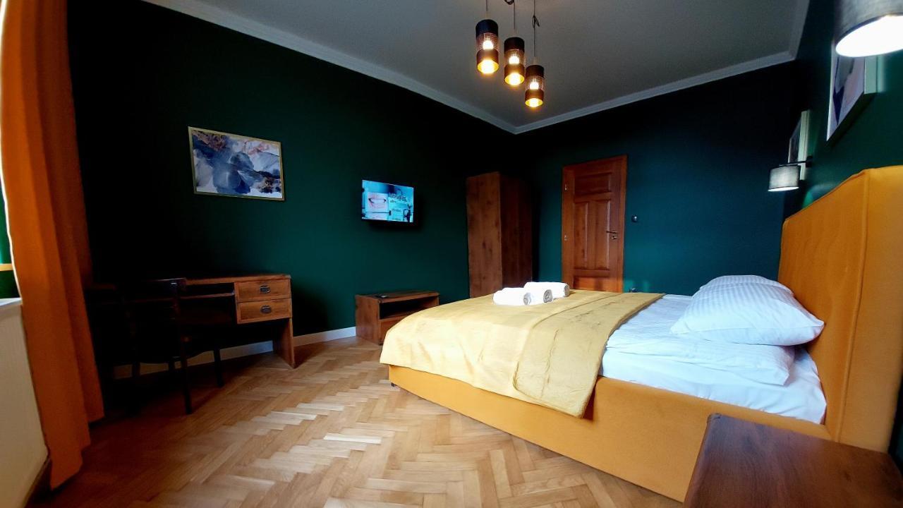 Old Town Plus Apartment Tarnow Exterior photo